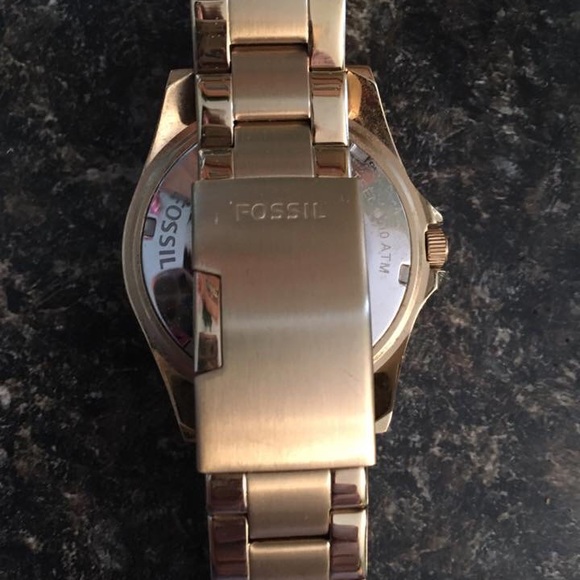 Women’s fossil watch - Picture 2 of 3